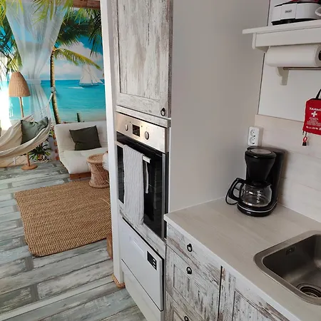 Amos Coastal Escape - * Hanko