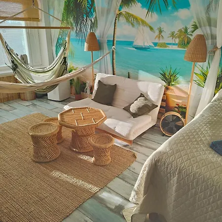 شقة Amos Coastal Escape - *